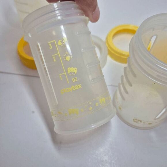 VTG Playtex Baby Bottle Yellow Design Drop Ins 4 Ounce Flat Cap Lot Of 3 - Picture 5 of 7
